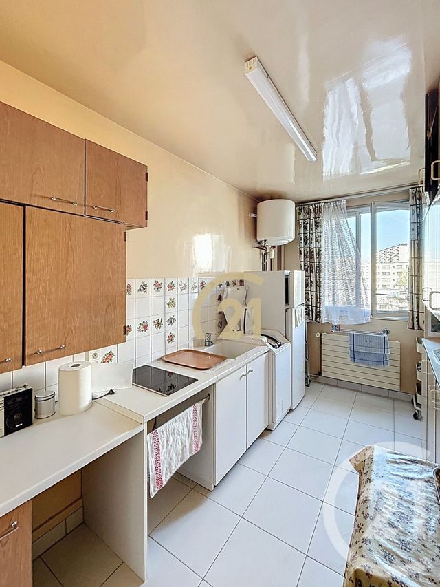 Appartement F4 à vendre - 4 pièces - 77.09 m2 - CACHAN - 94 - ILE-DE-FRANCE - Century 21 Les Arcades