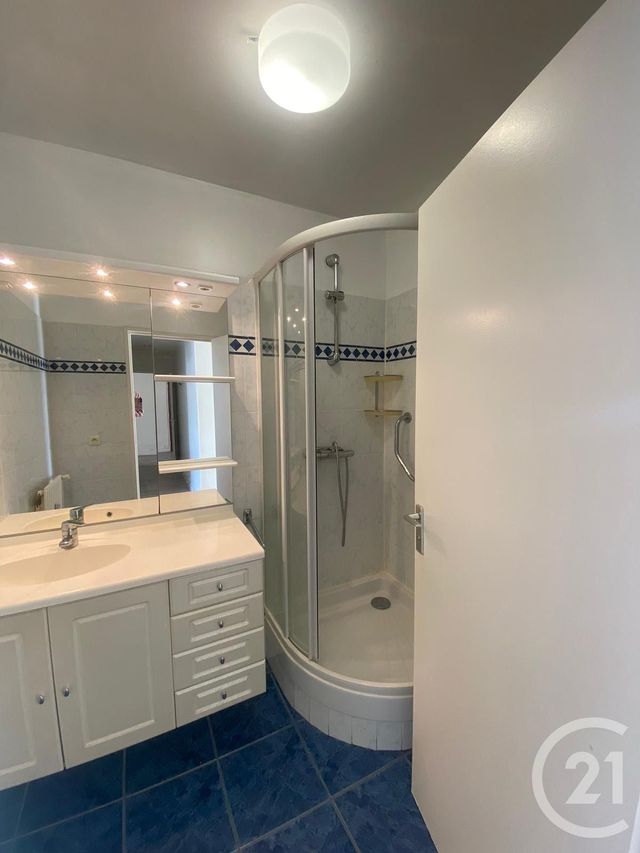 Appartement F4 à vendre - 4 pièces - 84.18 m2 - CACHAN - 94 - ILE-DE-FRANCE - Century 21 Les Arcades