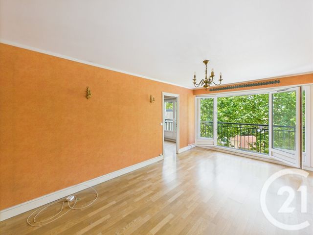 Afficher la photo en grand Appartement F3 à vendre - 3 pièces - 67.4 m2 - CACHAN - 94 - ILE-DE-FRANCE - Century 21 Les Arcades