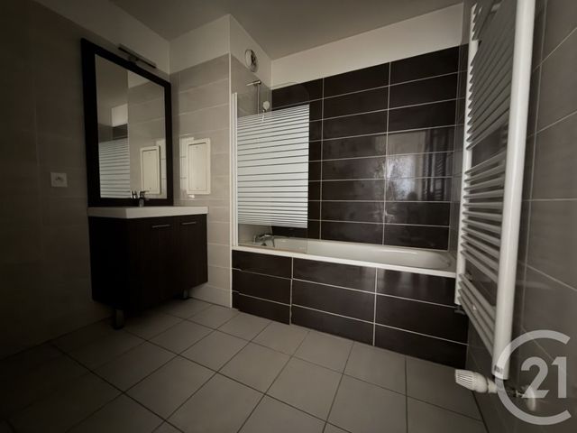 Appartement F3 à vendre - 3 pièces - 62.96 m2 - CACHAN - 94 - ILE-DE-FRANCE - Century 21 Les Arcades