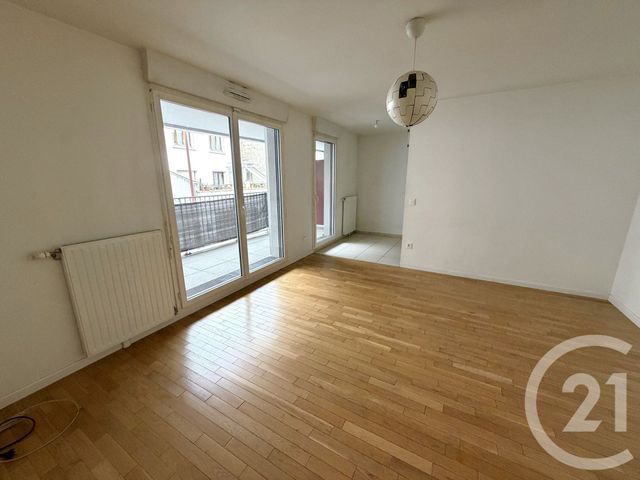 Appartement F3 à vendre - 3 pièces - 62.96 m2 - CACHAN - 94 - ILE-DE-FRANCE - Century 21 Les Arcades