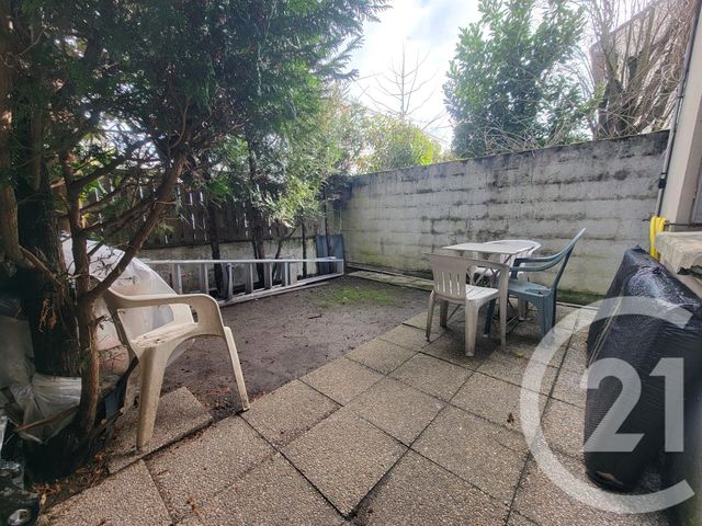 Appartement F2 à vendre - 2 pièces - 25.06 m2 - CACHAN - 94 - ILE-DE-FRANCE - Century 21 Les Arcades