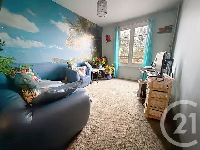 Appartement F2 à vendre - 2 pièces - 37.0 m2 - LE KREMLIN BICETRE - 94 - ILE-DE-FRANCE - Century 21 Les Arcades