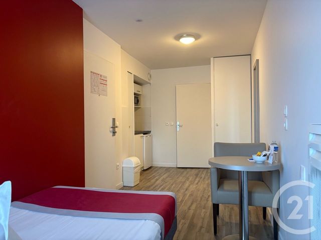 Appartement Chambre à vendre - 1 pièce - 18.0 m2 - BAGNEUX - 92 - ILE-DE-FRANCE - Century 21 Les Arcades