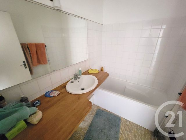 Appartement F3 à vendre - 3 pièces - 66.48 m2 - CACHAN - 94 - ILE-DE-FRANCE - Century 21 Les Arcades