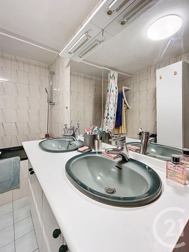 Appartement F4 à vendre - 4 pièces - 86.47 m2 - CACHAN - 94 - ILE-DE-FRANCE - Century 21 Les Arcades