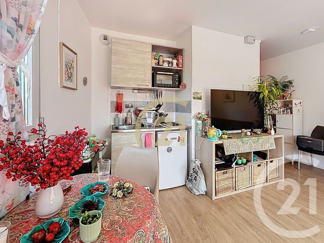 Appartement F1 à vendre - 1 pièce - 29.0 m2 - CACHAN - 94 - ILE-DE-FRANCE - Century 21 Les Arcades